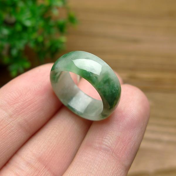 Anello di giada verde pietra p - Wedding Zone recensione e prezzo